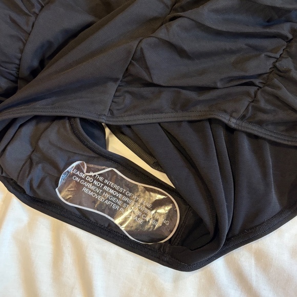 NWT, City Chic Black Swimsuit, sz 20 - Picture 3 of 8